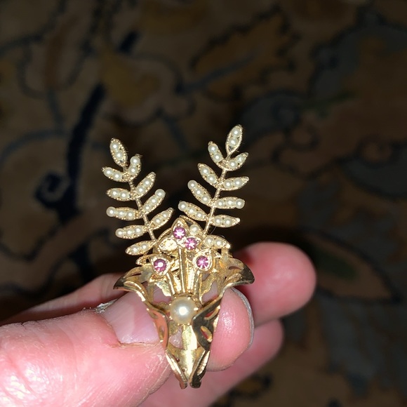 Broach‎ - Picture 4 of 5